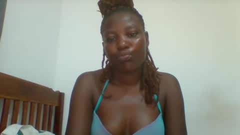 sweetfel online show from February 2026 09:10:02 AM