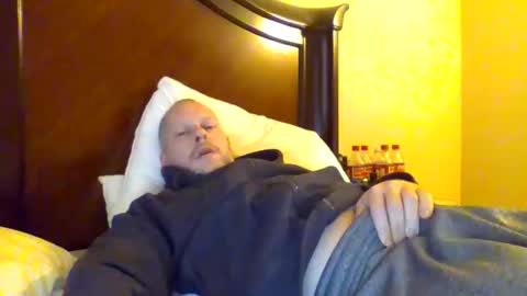 Snapshot of sweetg233 chatting on January 2025 04:17:02 PM sweetg233 online show from January 2025 04:17:02 PM