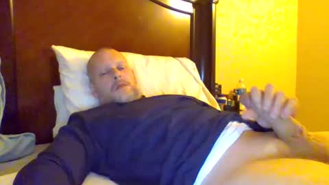 Snapshot of sweetg233 chatting on January 2025 08:03:02 AM sweetg233 online show from January 2025 08:03:02 AM