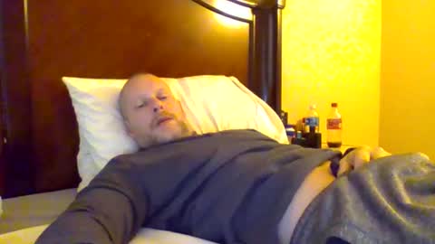 Snapshot of sweetg233 chatting on January 2025 05:15:01 PM sweetg233 online show from January 2025 05:15:01 PM