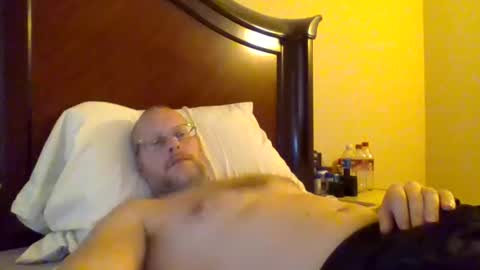 Snapshot of sweetg233 chatting on January 2025 05:24:02 PM sweetg233 online show from January 2025 05:24:02 PM