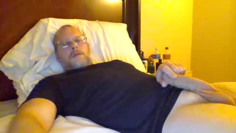 Snapshot of sweetg233 chatting on January 2025 05:40:02 AM sweetg233 online show from January 2025 05:40:02 AM