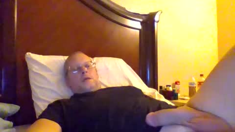 Snapshot of sweetg233 chatting on October 2025 05:39:02 AM sweetg233 online show from October 2025 05:39:02 AM