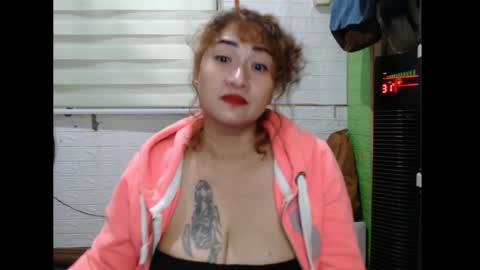 Jean online show from November 2025 05:02:01 PM