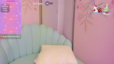Snapshot of sweetgirl4u_ chatting on December 2024 04:48:01 PM MIA online show from December 2024 04:48:01 PM