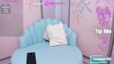 Snapshot of sweetgirl4u_ chatting on February 2025 10:31:02 AM MIA online show from February 2025 10:31:02 AM