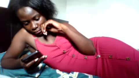 Snapshot of sweetgurl05 chatting on June 2026 01:56:01 PM sweetgurl05 online show from June 2026 01:56:01 PM