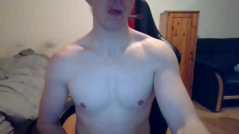 sweetguy8210 online show from March 2026 05:50:02 PM