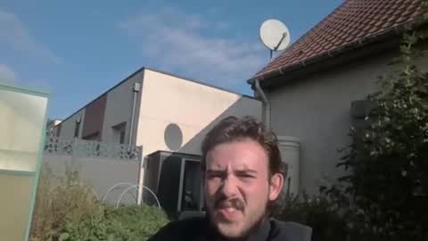 Snapshot of sweetguyss12 chatting on September 2025 08:52:02 AM sweetguyss12 online show from September 2025 08:52:02 AM