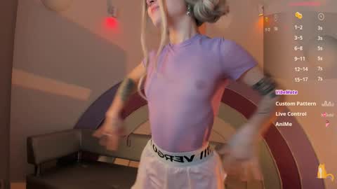 Kira online show from December 2024 06:05:01 PM