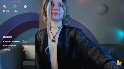 Kira online show from January 2025 07:44:02 PM