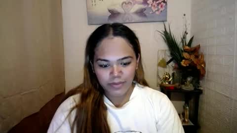 Bella online show from September 2025 04:35:02 AM