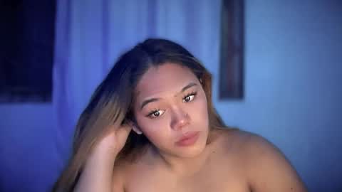 Bella online show from October 2025 06:37:01 PM