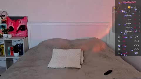 Hannah online show from September 2025 02:21:01 PM