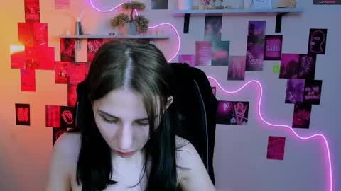 Chloe online show from April 2026 08:50:02 AM