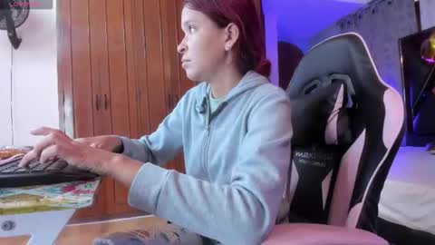 FOXXY online show from July 2026 11:48:01 AM