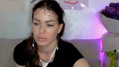 Snapshot of sweetiedarlingxoxox chatting on June 2026 07:18:02 PM Daddy Babby Girl online show from June 2026 07:18:02 PM