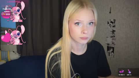 Snapshot of sweetielis chatting on February 2025 12:14:02 PM sweetie Lisa3 online show from February 2025 12:14:02 PM