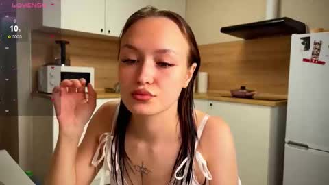 Eva and Lisa online show from September 2025 01:32:01 PM