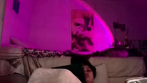 Snapshot of sweetieslikebutter chatting on December 2024 08:42:02 AM Blu Sweets online show from December 2024 08:42:02 AM