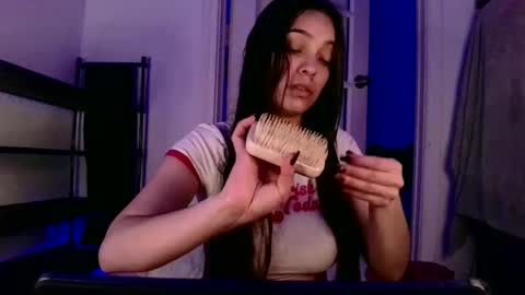 Snapshot of sweetieslikebutter chatting on January 2025 05:30:01 AM Blu Sweets online show from January 2025 05:30:01 AM