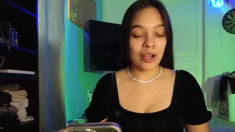 Blu Sweets online show from November 2025 10:26:01 PM