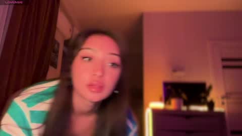 sweetiesoul online show from April 2026 06:53:01 PM