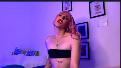 Snapshot of sweetjames2810 chatting on January 2025 08:41:02 AM SWEETJAMES online show from January 2025 08:41:02 AM