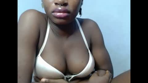 Snapshot of sweetjuicyclit chatting on July 2026 04:16:01 PM zuri online show from July 2026 04:16:01 PM