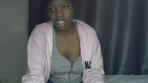 Snapshot of sweetkirrie chatting on July 2026 05:05:02 AM sweetkirrie online show from July 2026 05:05:02 AM