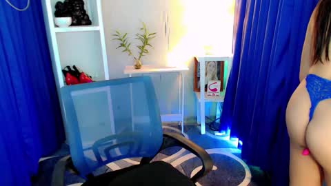 dessiree online show from March 2025 12:23:01 PM