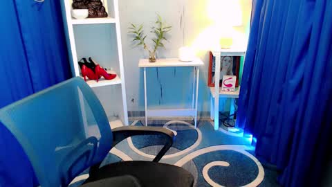 dessiree online show from March 2025 01:12:01 PM