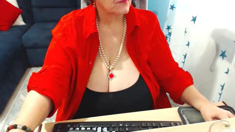 Snapshot of sweetladyrebeka chatting on January 2025 01:52:01 PM Rebeka online show from January 2025 01:52:01 PM