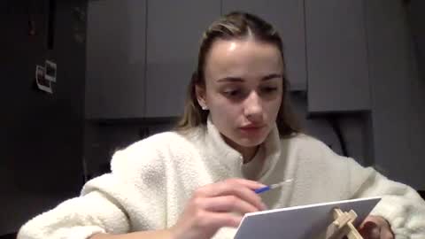 sweetlatalanaa online show from June 2026 09:25:01 PM
