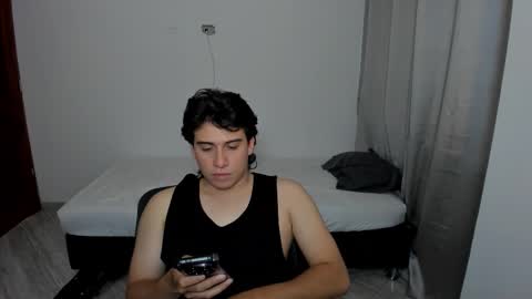 Snapshot of sweetlian_04 chatting on September 2025 10:15:02 PM Lian online show from September 2025 10:15:02 PM