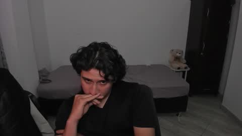 Snapshot of sweetlian_04 chatting on February 2026 06:40:02 AM Lian online show from February 2026 06:40:02 AM