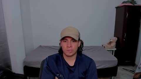 Snapshot of sweetlian_04 chatting on February 2026 01:24:01 AM Lian online show from February 2026 01:24:01 AM