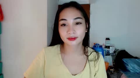 Snapshot of sweetlilly_18 chatting on January 2025 11:20:02 AM Lilly online show from January 2025 11:20:02 AM