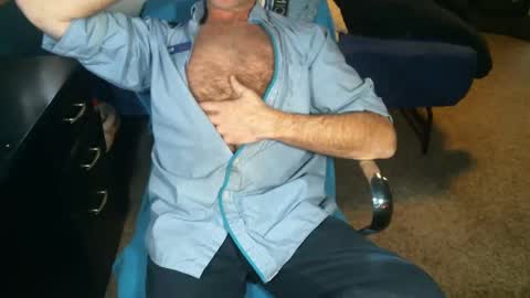 Michael online show from November 2025 01:23:01 PM