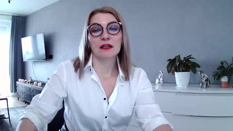 sweetmarthaaa online show from February 2026 10:55:02 AM