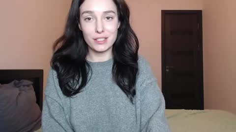 Snapshot of sweetmiaa chatting on May 2026 12:44:02 PM Mia online show from May 2026 12:44:02 PM