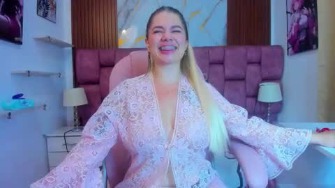 sweetmichel_sexy online show from February 2026 10:48:01 PM
