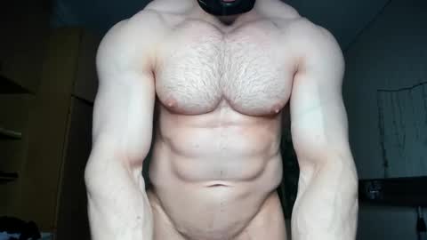Lorenzo online show from February 2025 07:07:01 PM