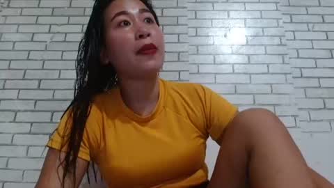 Snapshot of sweetness002 chatting on June 2026 10:27:01 AM NESS online show from June 2026 10:27:01 AM