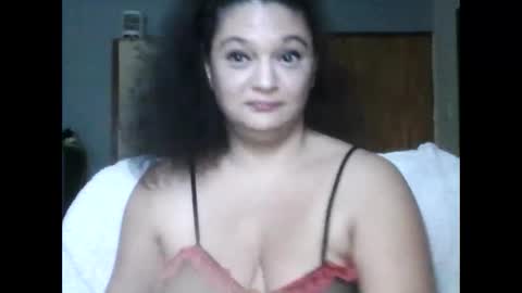 Snapshot of sweetness_angel chatting on January 2025 09:29:01 AM Trisha angel online show from January 2025 09:29:01 AM