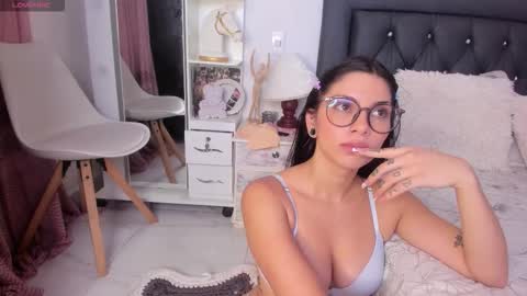 sweetnicky1 online show from November 2025 07:59:02 PM