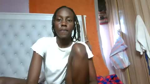 Novah girlie online show from June 2026 10:08:02 AM