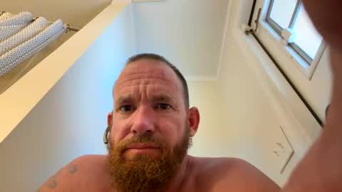 WeAim2PZzz online show from December 2025 08:59:01 PM