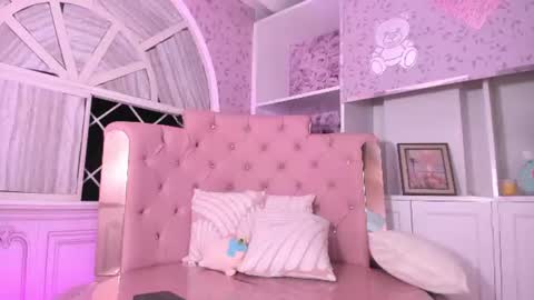 Snapshot of sweetobsession__ chatting on June 2026 02:24:02 AM Valen online show from June 2026 02:24:02 AM