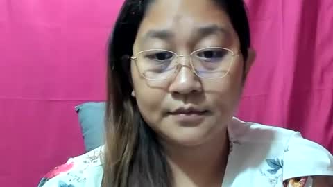 Snapshot of sweetpilipina88 chatting on December 2024 02:23:01 AM MIA online show from December 2024 02:23:01 AM